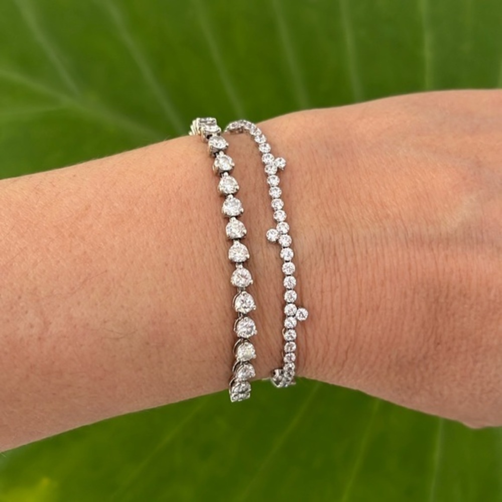 Unique Tennis Bracelet New 14K white Gold 2mm CZ stones 7” inches  Bracelet